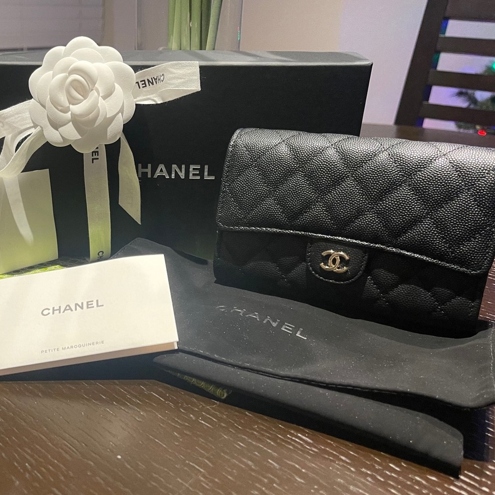 SOLD! Chanel Black Caviar Flap Medium Wallet GHW